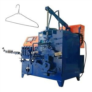 Máquina automática para fabricar y soldar perchas de hierro